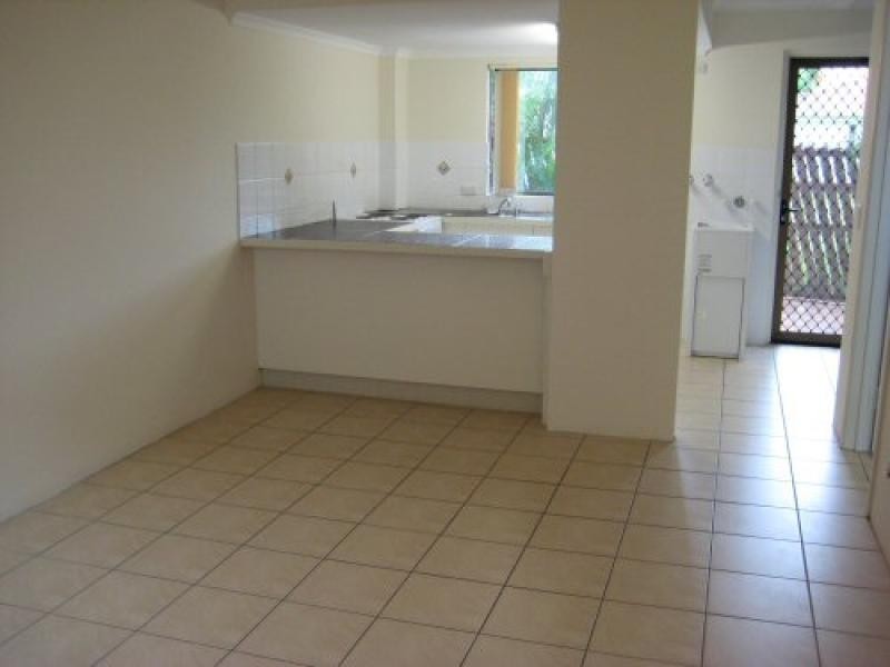 Unit 7/10 McKean Road, Scarness QLD 4655