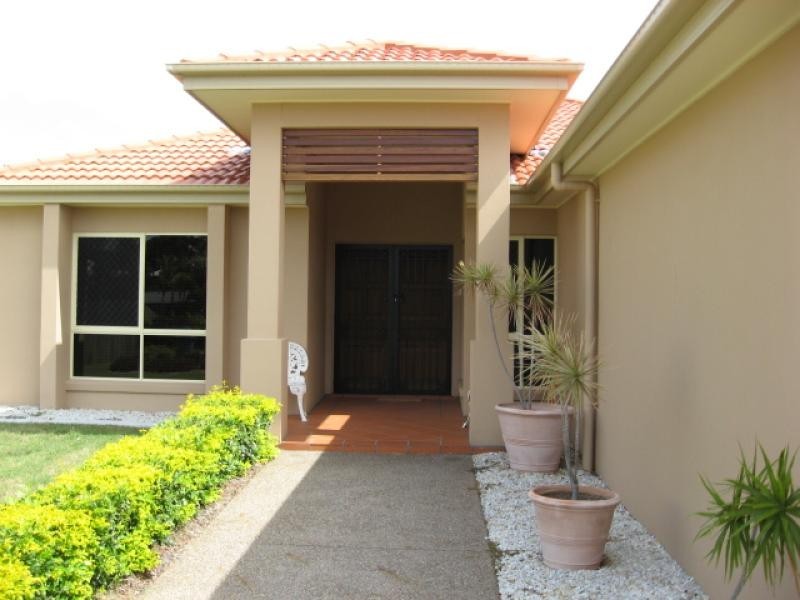 9 Cunningham Street, Torquay QLD 4655