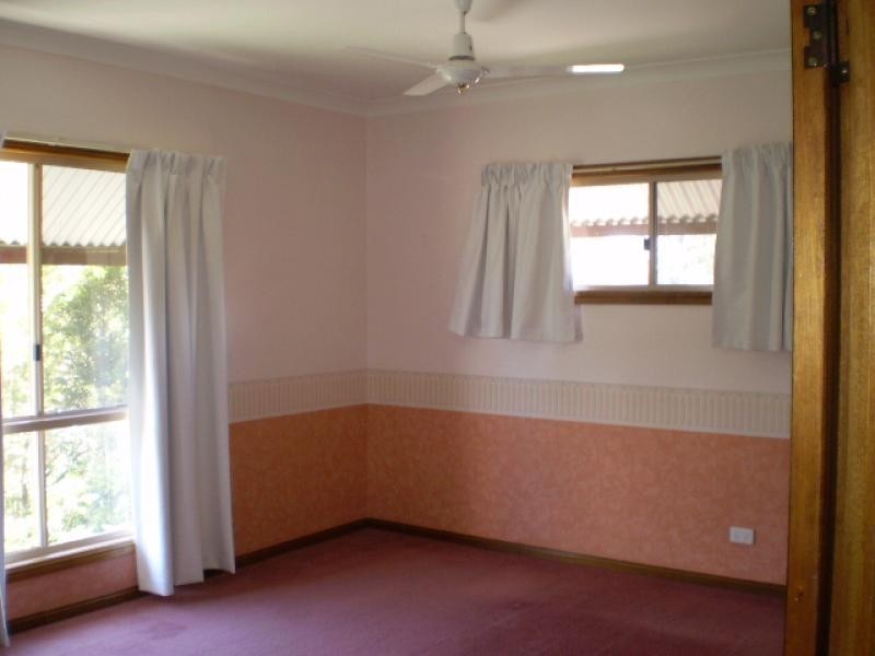 16 Petrel Avenue, River Heads QLD 4655