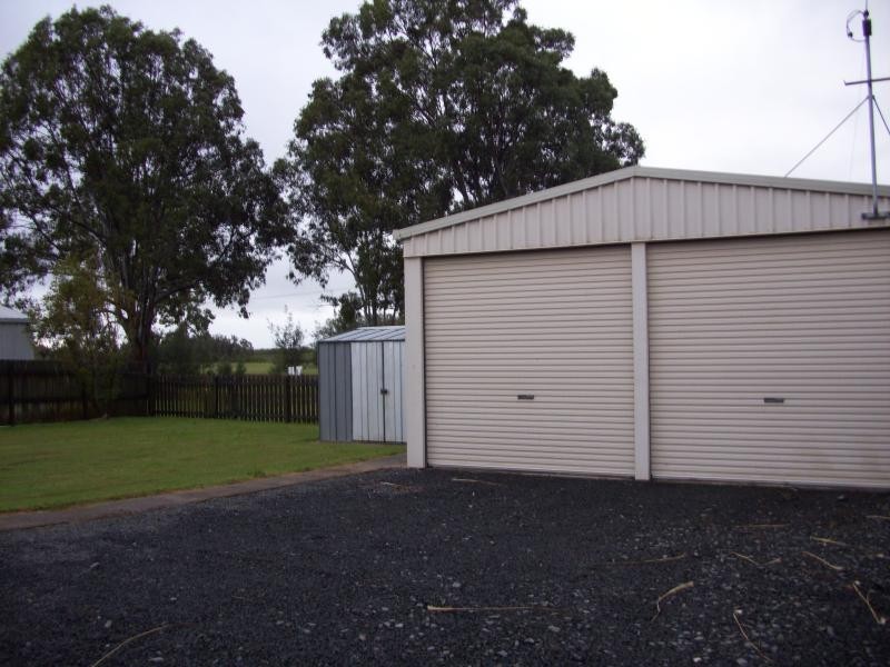 16 Petrel Avenue, River Heads QLD 4655