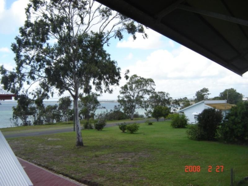 14 FLINDERS STREET, Point Vernon QLD 4655