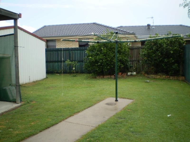 1 Wyuna Court, Urangan QLD 4655