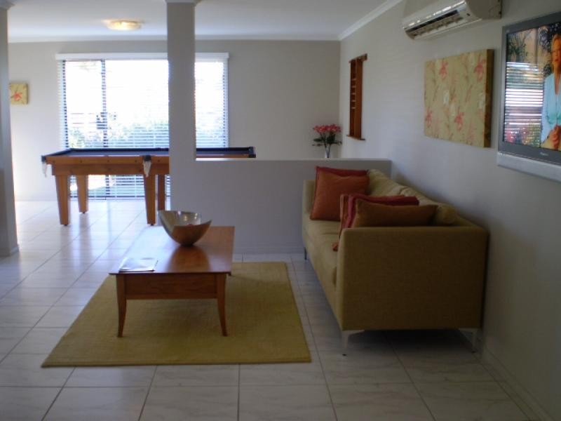 66 Bideford Street, Torquay QLD 4655