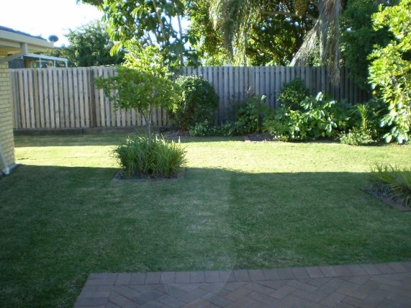 66 Bideford Street, Torquay QLD 4655