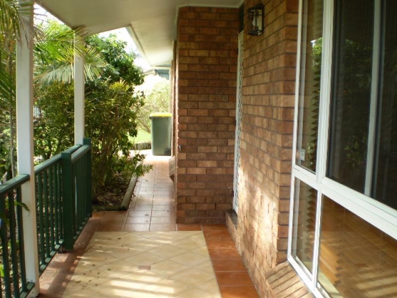 64 NORTH STREET, Point Vernon QLD 4655