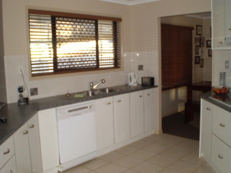 4 CONONDALE COURT, Torquay QLD 4655