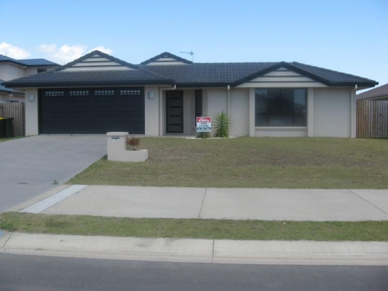 70 Endeavour Way, Eli Waters QLD 4655