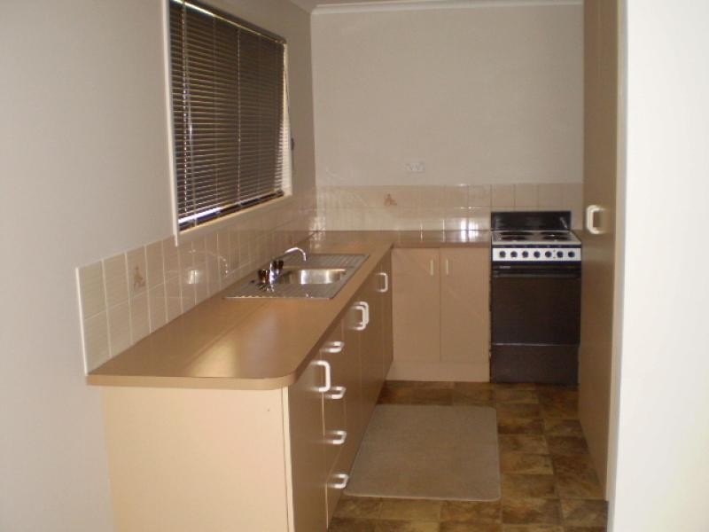 18 SOUTHERDEN STREET, Torquay QLD 4655