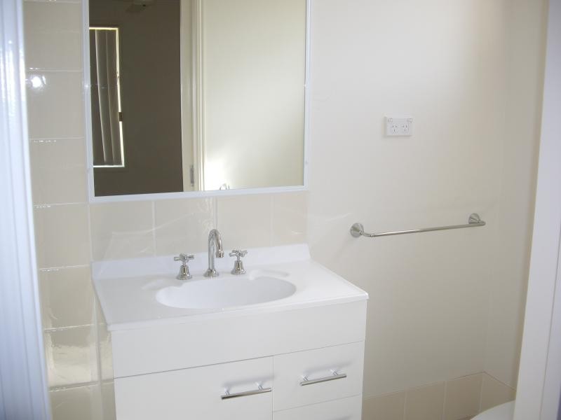 23 Topaz Circuit, Urangan QLD 4655