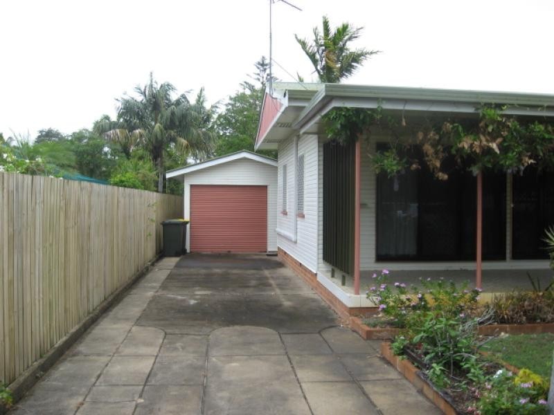 213 Cypress Street, Urangan QLD 4655
