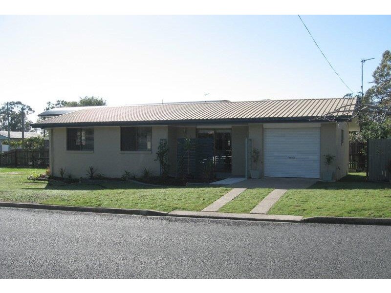 291 Torquay Terrace, Torquay QLD 4655
