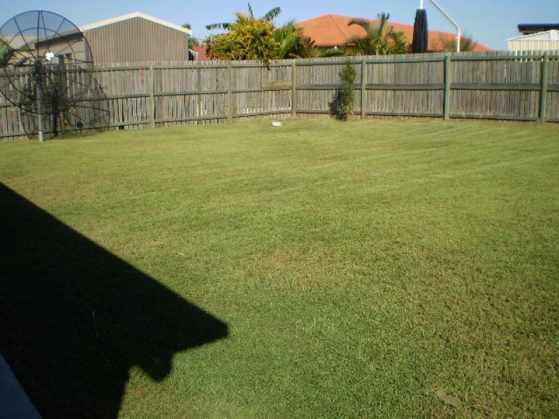 35 Heather Way, Urraween QLD 4655