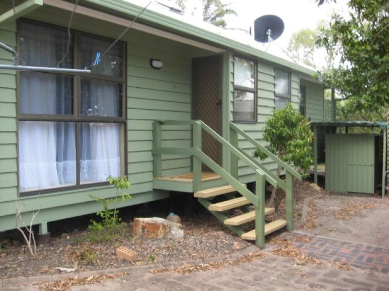 Unit 2/415 Boat Harbour Drive, Torquay QLD 4655