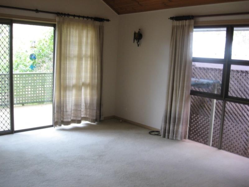 Unit 2/415 Boat Harbour Drive, Torquay QLD 4655