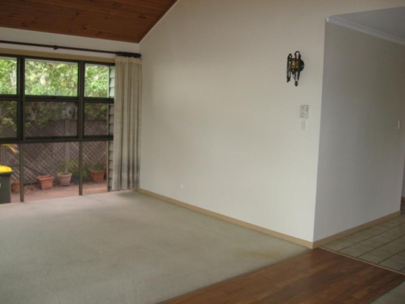 Unit 2/415 Boat Harbour Drive, Torquay QLD 4655