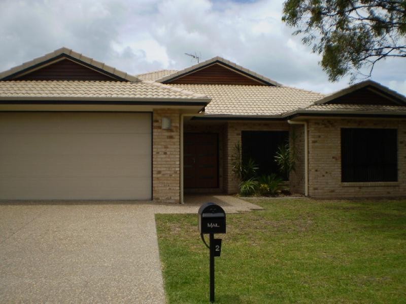 2 Collare Court, Urangan QLD 4655