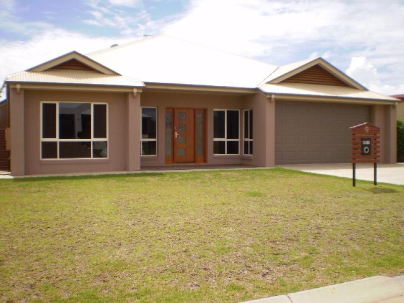 9 Marcocci Street, Urraween QLD 4655