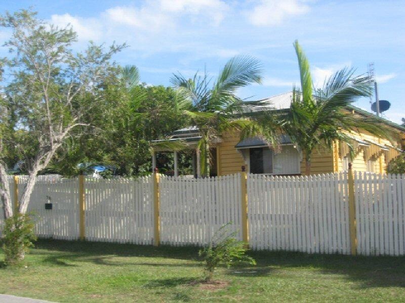 58 Dayman Street, Urangan QLD 4655