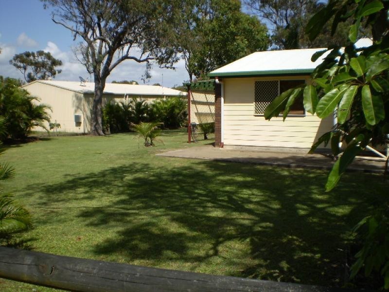183 Elizabeth Street, Urangan QLD 4655