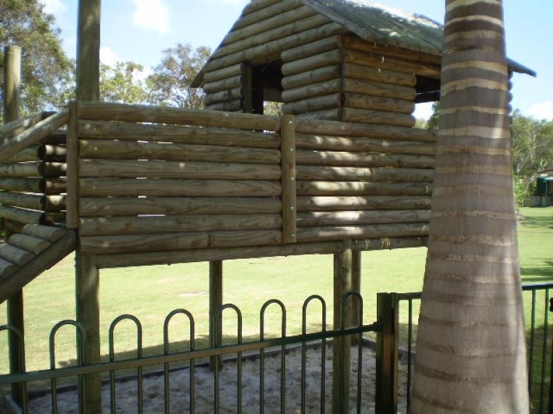 183 Elizabeth Street, Urangan QLD 4655