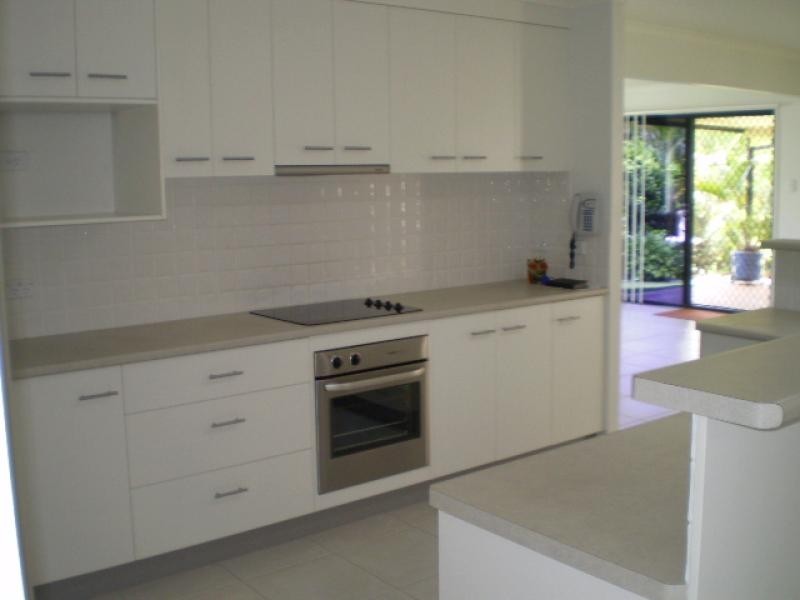 14 Polson Street, Point Vernon QLD 4655