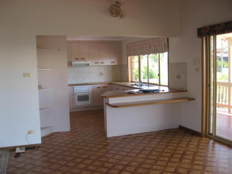 3 Waigani Avenue3 Waigani Avenue, Kawungan QLD 4655