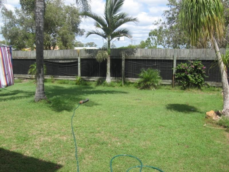 2 Hayworth Street, Point Vernon QLD 4655