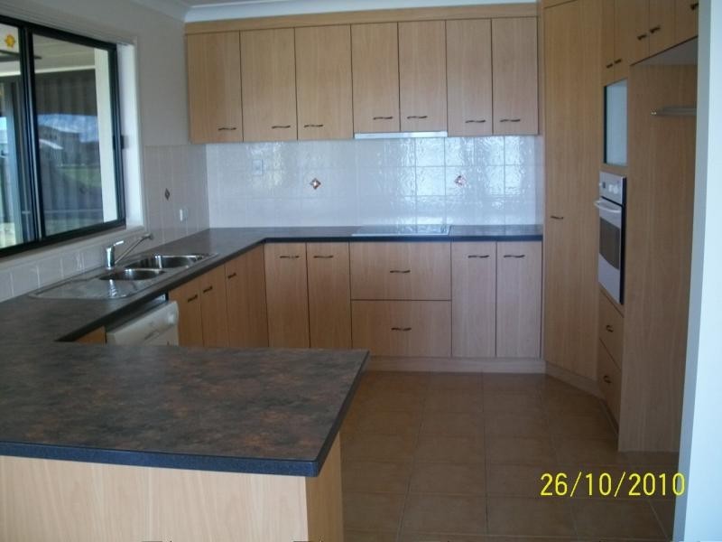 31 Lady Nelson Drive, Eli Waters QLD 4655