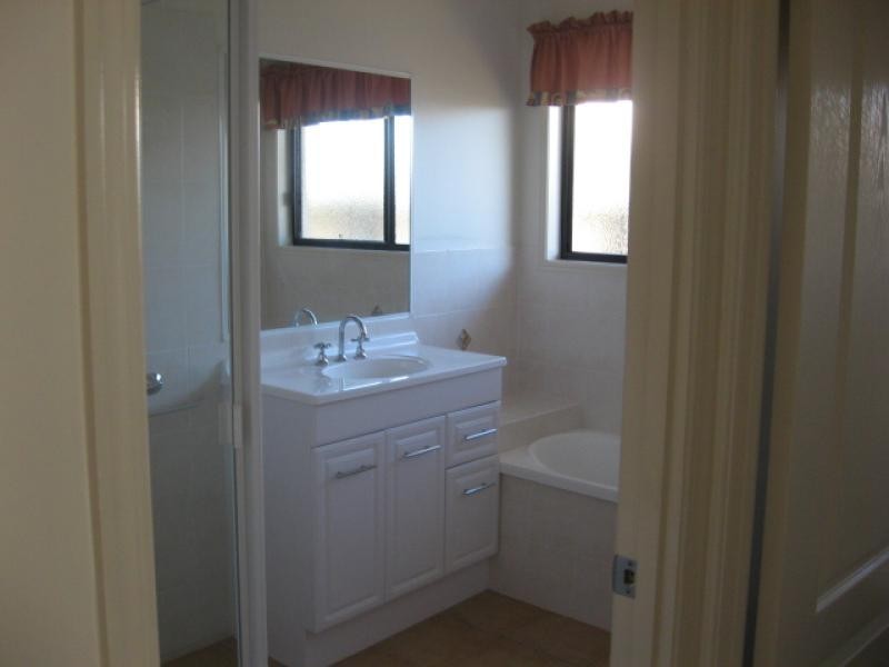 31 Lady Nelson Drive, Eli Waters QLD 4655