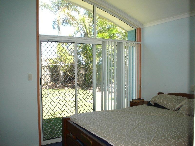 9 Whimbrel Grove, Eli Waters QLD 4655