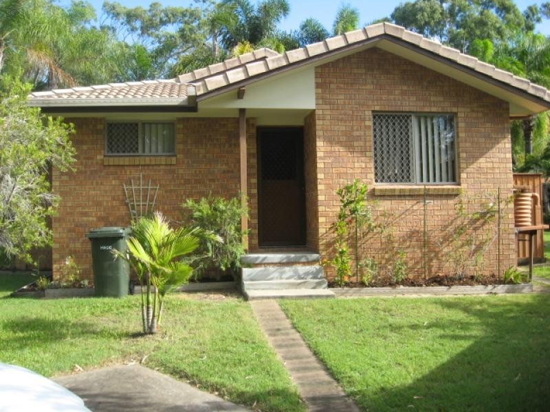 8/415 Boat Harbour Drive, Torquay QLD 4655