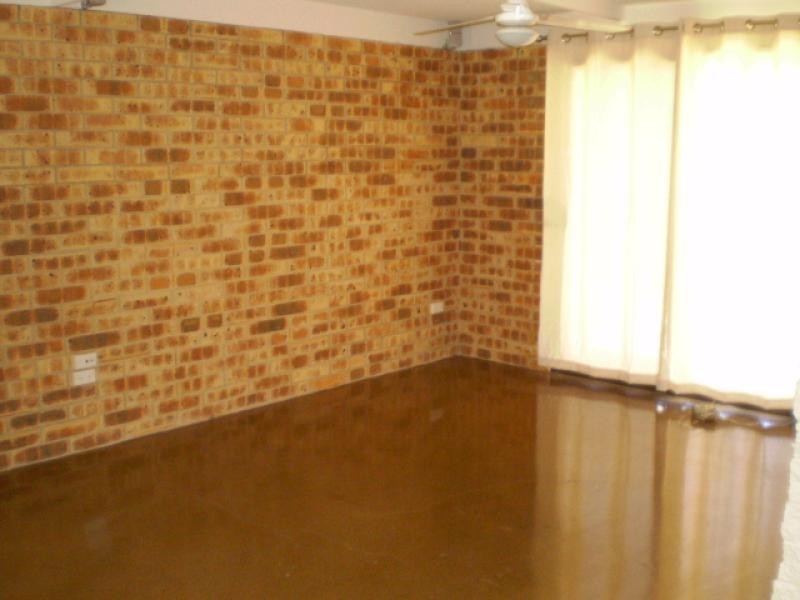 141 Cunningham Street, Urangan QLD 4655