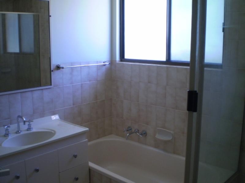 141 Cunningham Street, Urangan QLD 4655