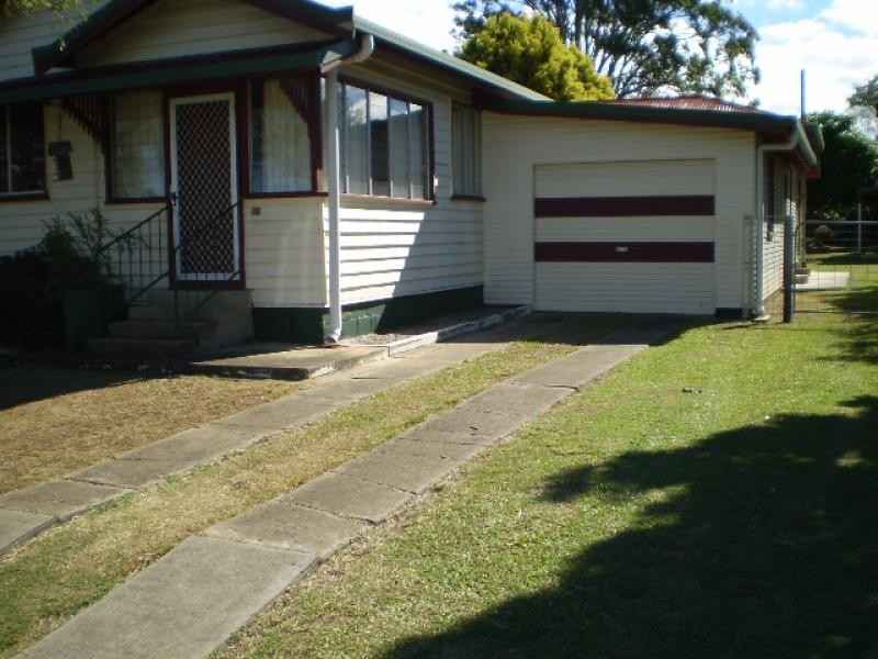 69 Beach Road, Pialba QLD 4655