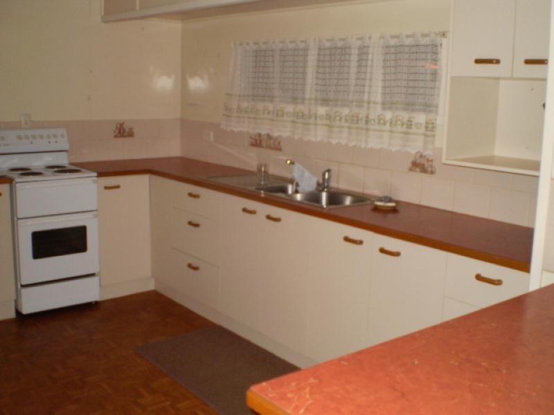69 Beach Road, Pialba QLD 4655