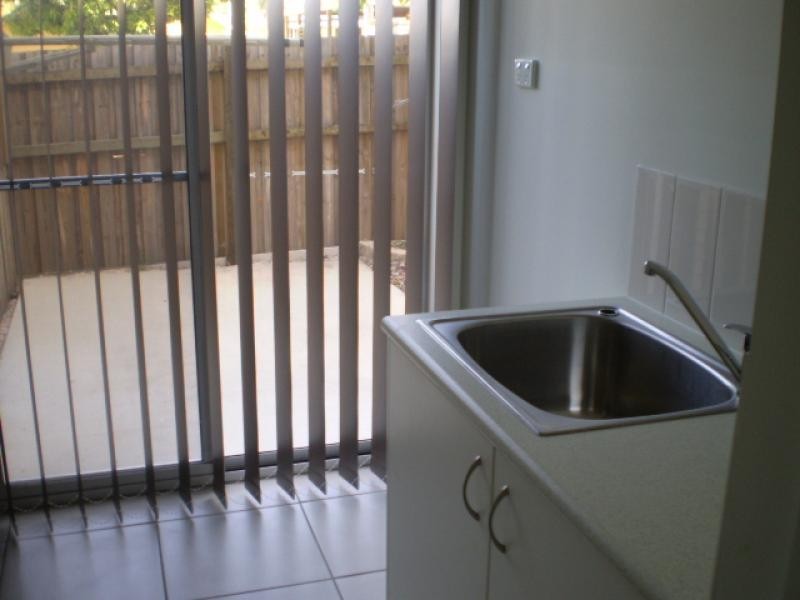 Unit 3/201 Torquay Terrace, Torquay QLD 4655