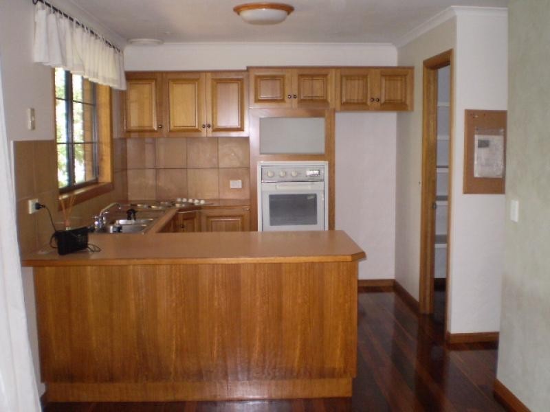 81 Madsen Street, Urraween QLD 4655