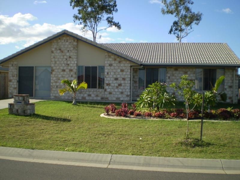 29 Gunsynd Way, Point Vernon QLD 4655