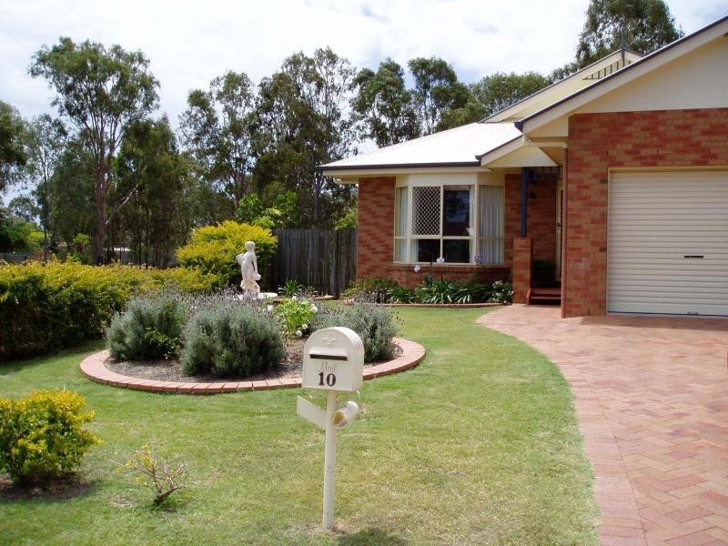 10 Austin, Point Vernon QLD 4655