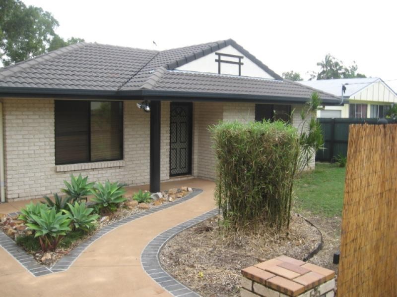 55 Miller Street, Urangan QLD 4655