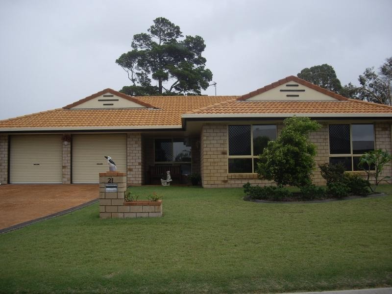 21 Jonwest Close, Torquay QLD 4655