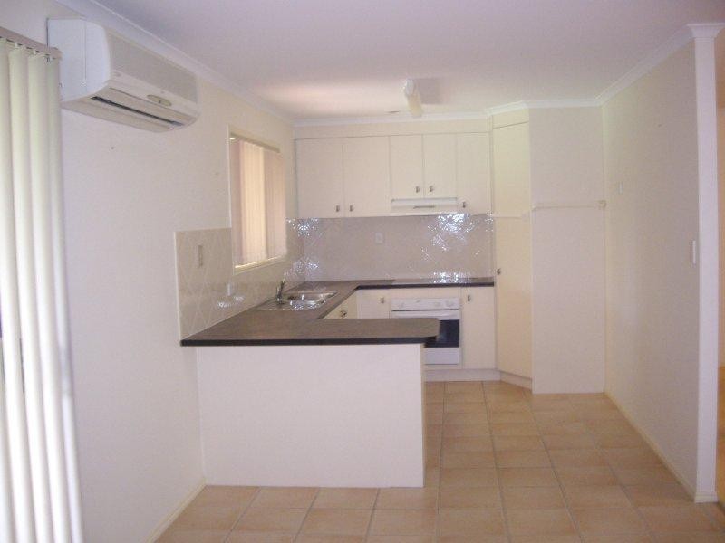 21 Jonwest Close, Torquay QLD 4655