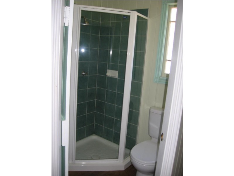 283 Torquay Tce, Torquay QLD 4655