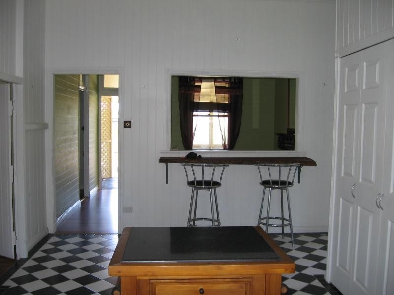 283 Torquay Tce, Torquay QLD 4655