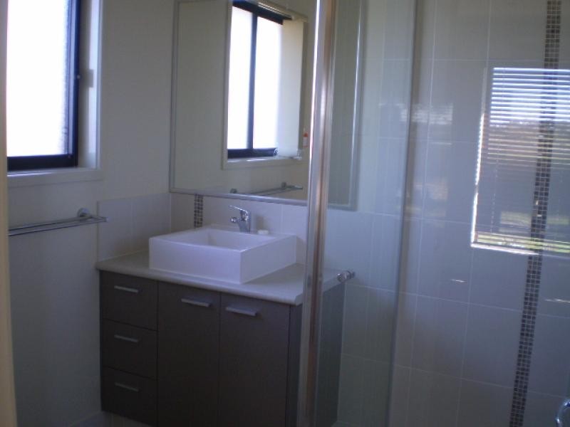 28 Bounty Circuit, Eli Waters QLD 4655