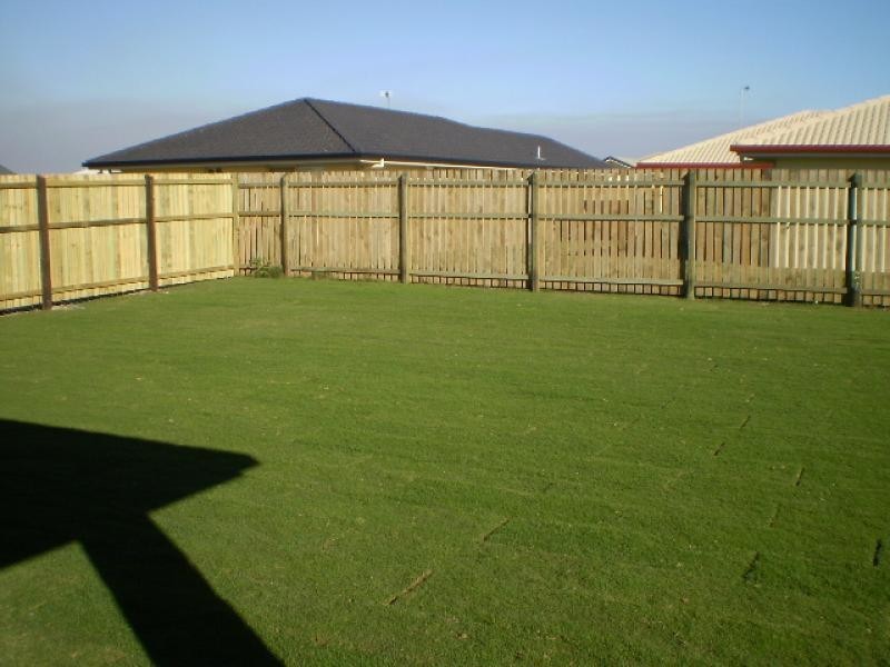 28 Bounty Circuit, Eli Waters QLD 4655