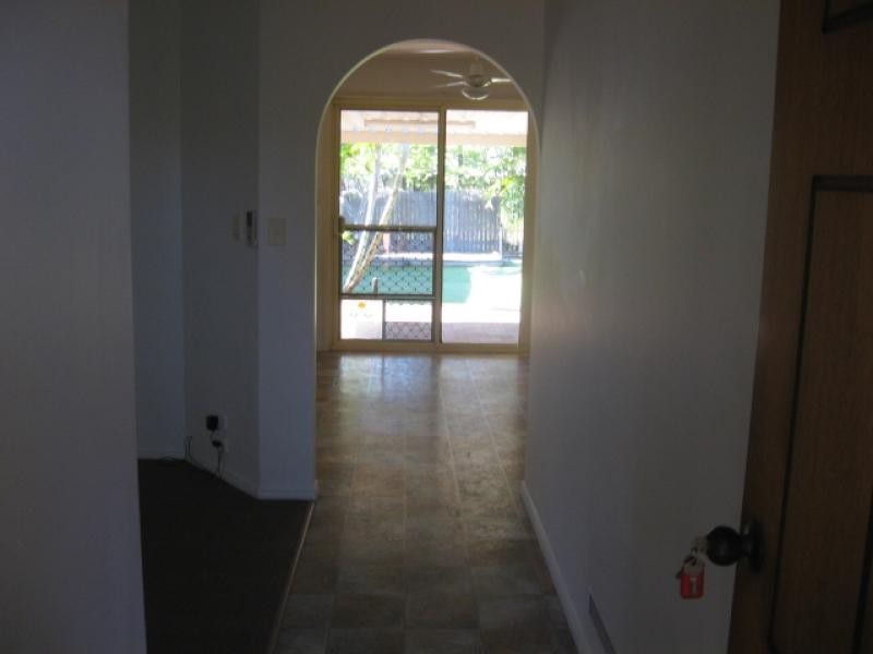 66 Limpus Street, Urangan QLD 4655