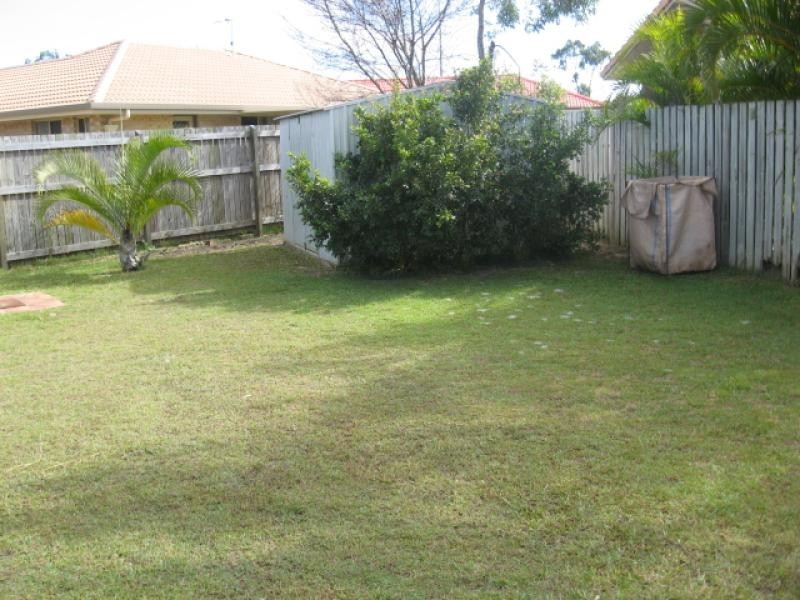 24 Bergin Court, Torquay QLD 4655