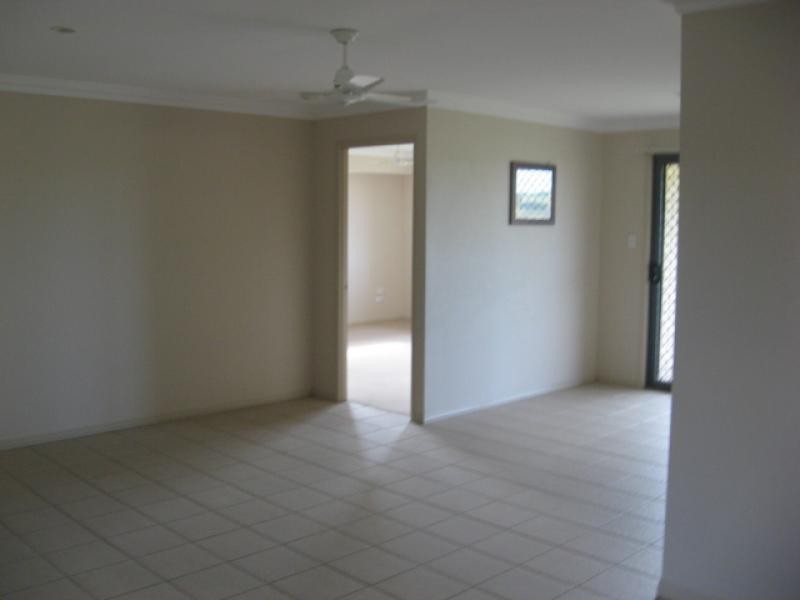 11 Marcocci Street, Urraween QLD 4655