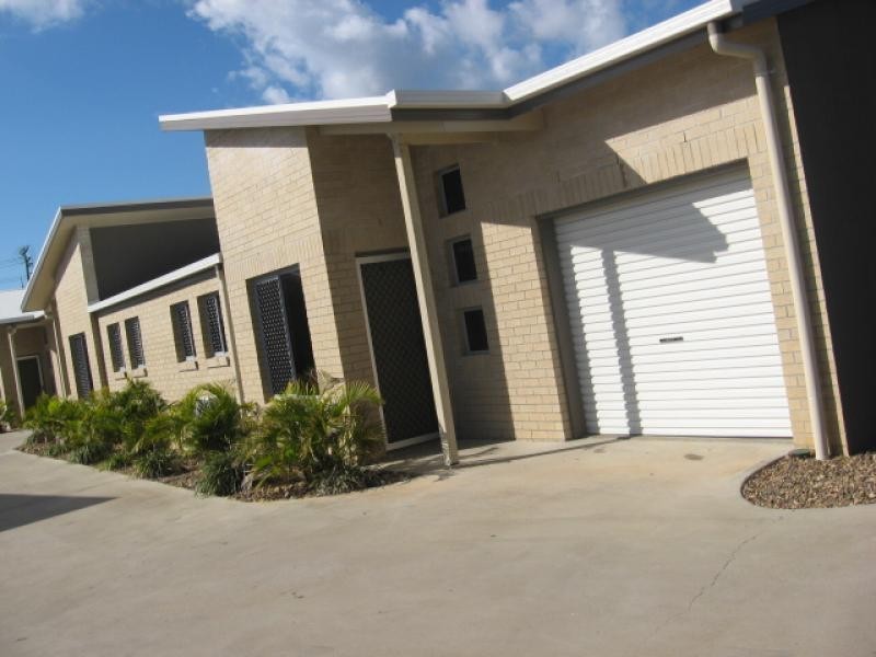 Unit 5/1 Urraween, Urraween QLD 4655